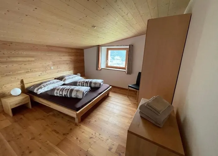 Monte Campell Dasura By Interhome