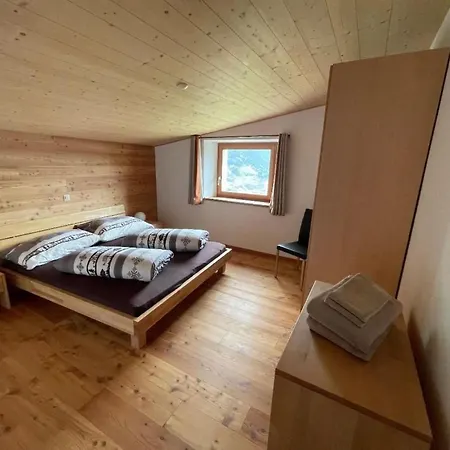 Monte Campell Dasura By Interhome